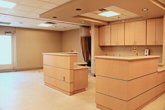 1810 Murchison Dr, El Paso, TX for lease Building Photo- Image 2 of 8