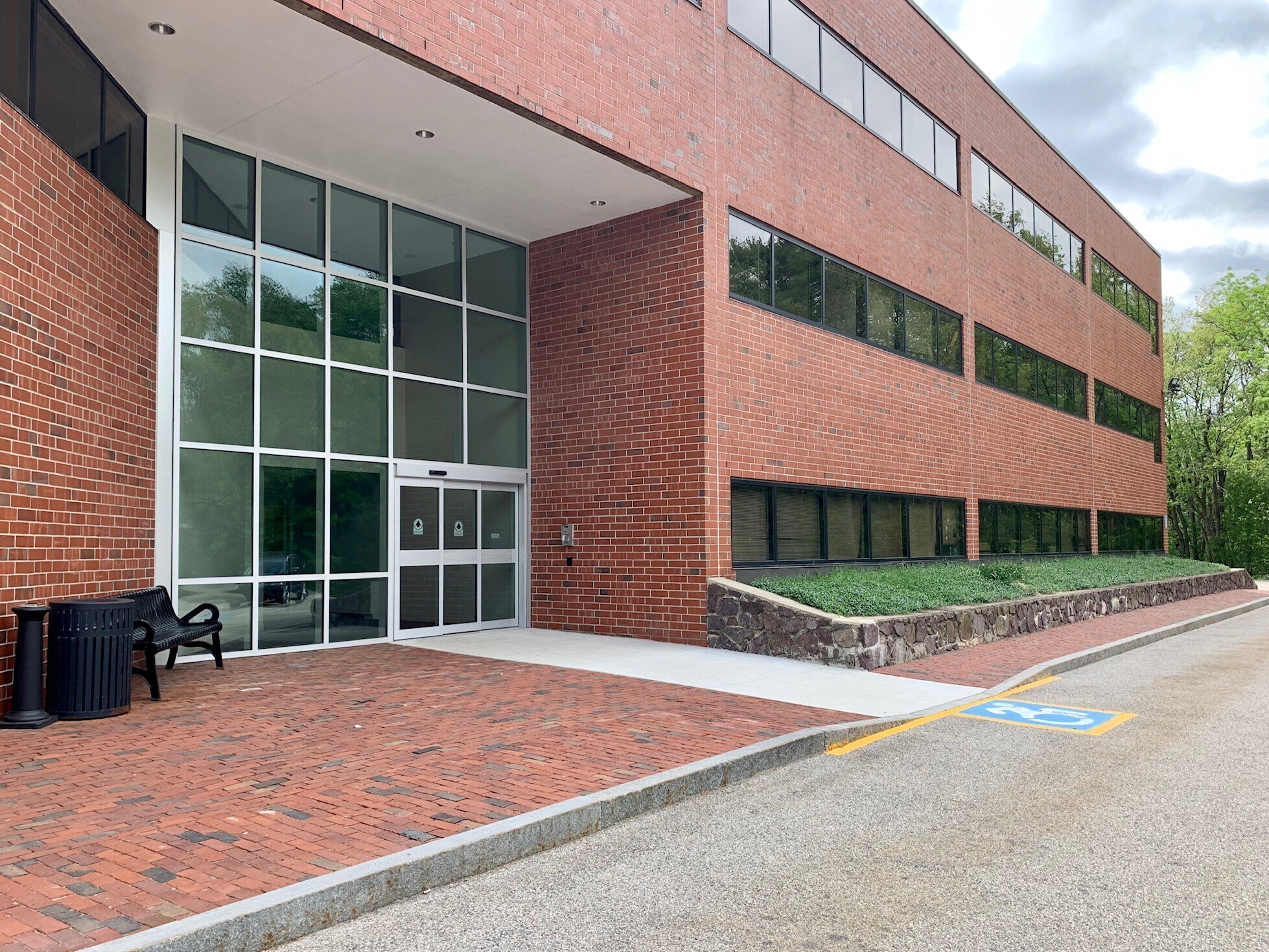 12 Alfred St, Woburn, MA 01801 Baldwin Medical Center