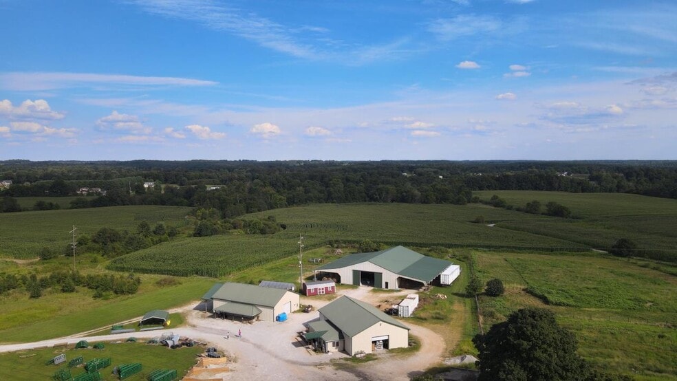 9695 Elizabethtown Rd, Big Clifty, KY for sale - Building Photo - Image 2 of 12