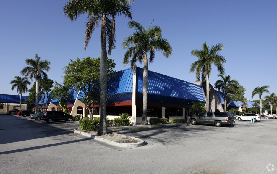 10190-10300 NW 47th St, Sunrise, FL for lease - Primary Photo - Image 1 of 21