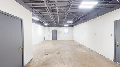 50 E Palatine Rd, Palatine, IL for lease Building Photo- Image 1 of 20