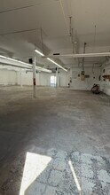 210-218 Front St, Hempstead, NY for lease Interior Photo- Image 2 of 3