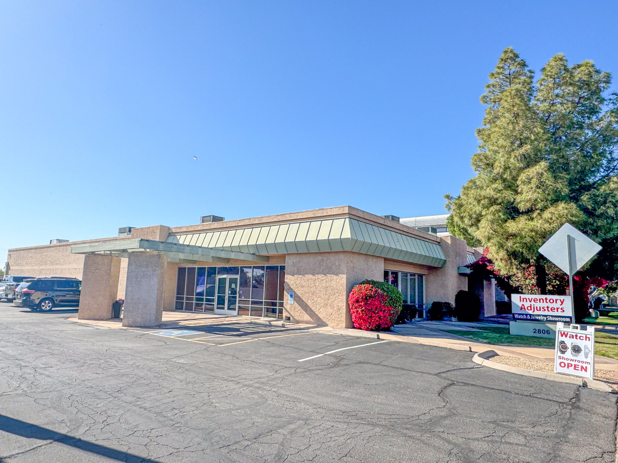 2806 N 24th St, Phoenix, AZ for lease Primary Photo- Image 1 of 7