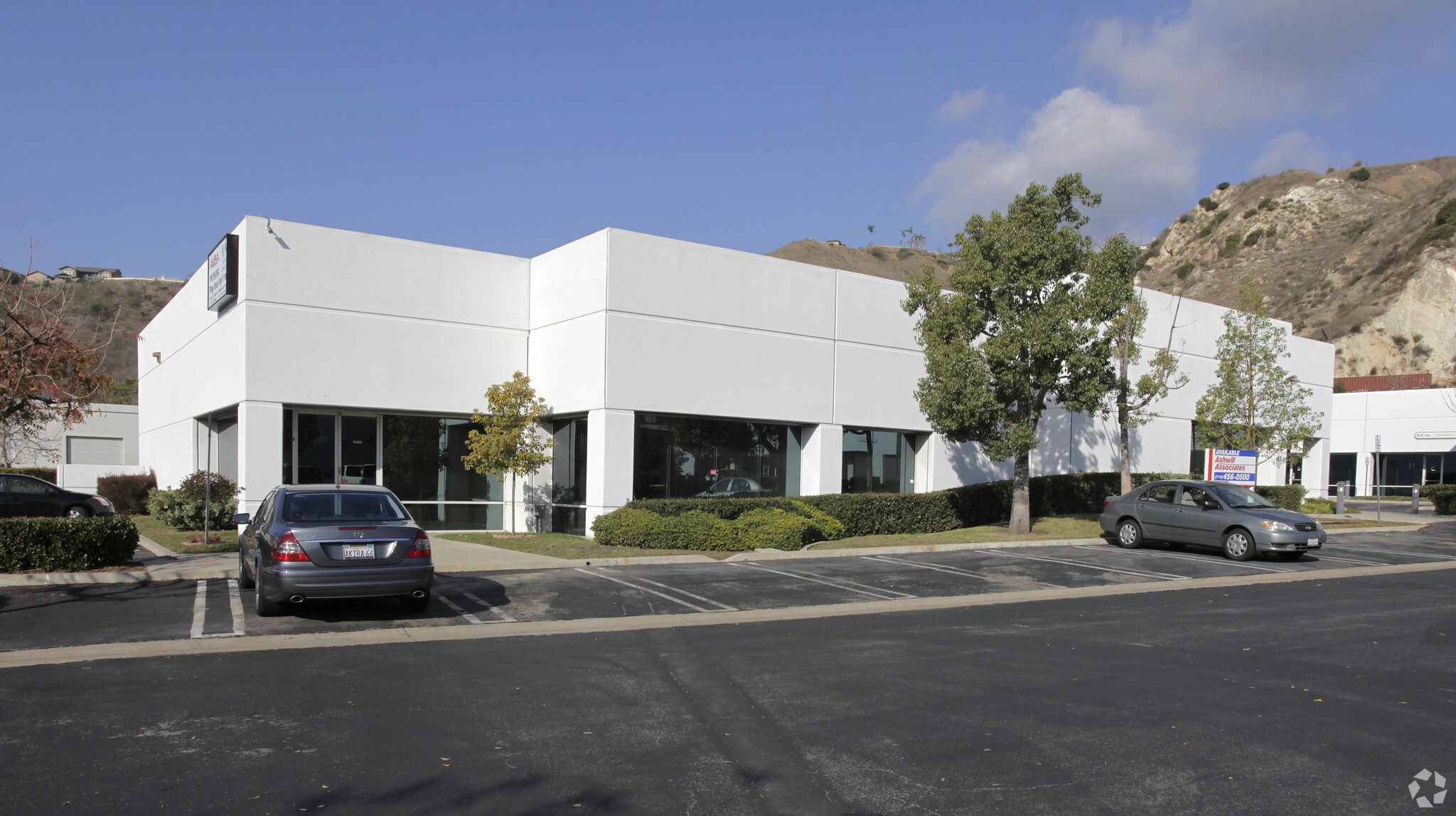 22425 La Palma Ave, Yorba Linda, CA for lease Primary Photo- Image 1 of 4