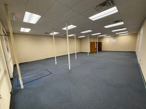 3677 W Outer Rd, Arnold, MO for lease Interior Photo- Image 2 of 4