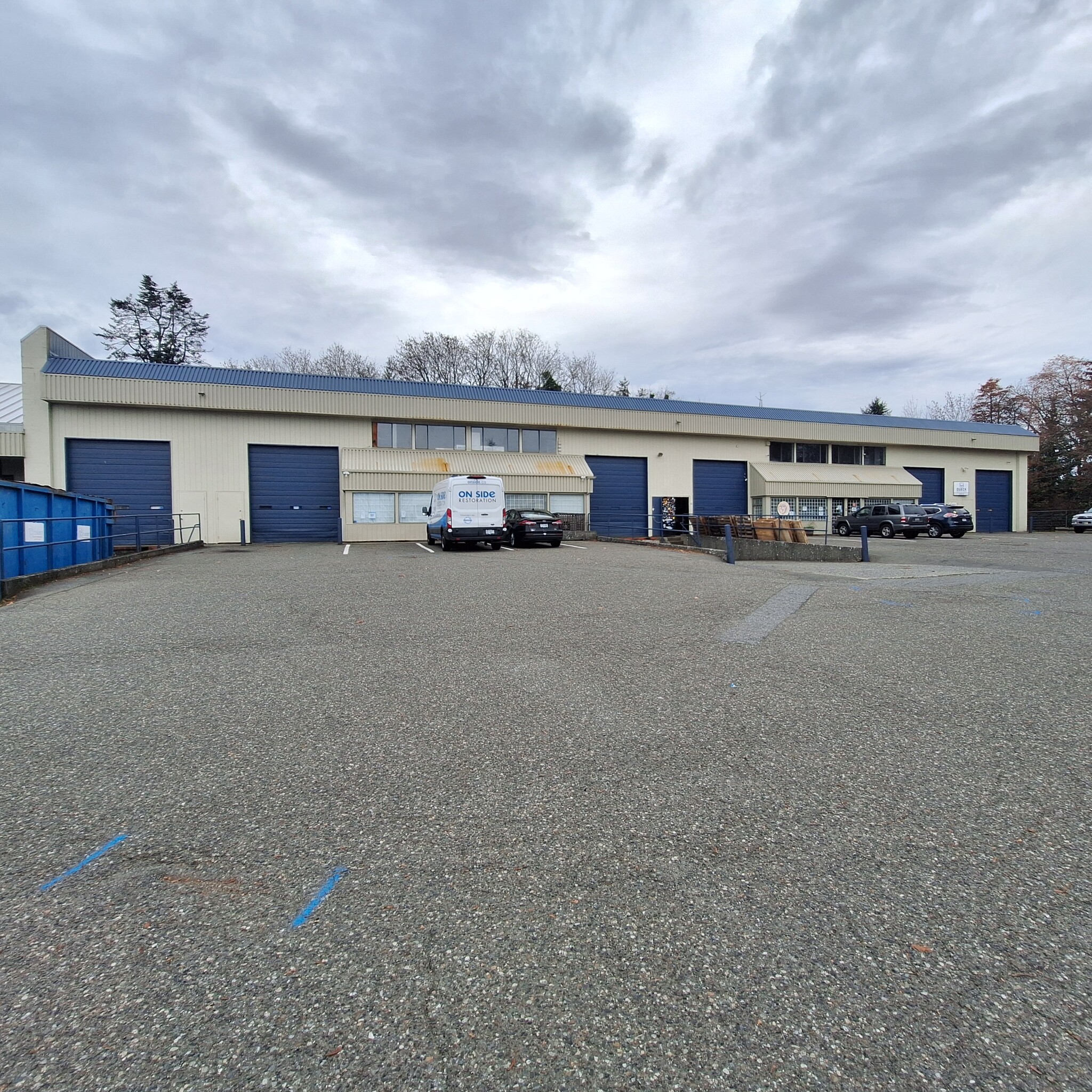 690 Comox Rd, Nanaimo, BC for lease Building Photo- Image 1 of 2