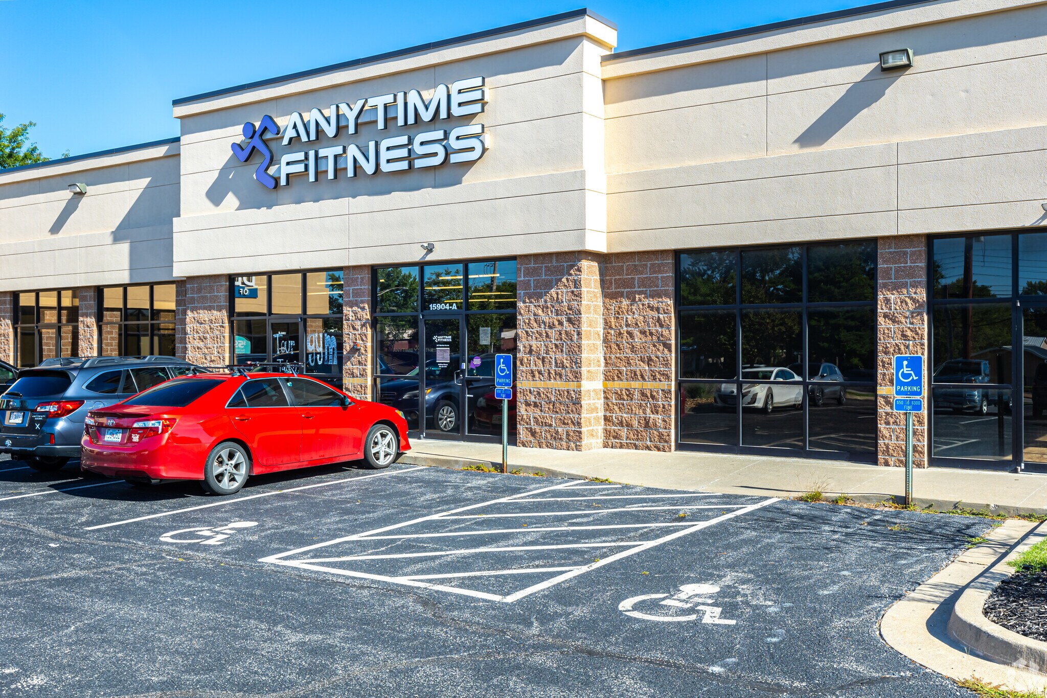 15904 E 23rd St, Independence, MO for sale Building Photo- Image 1 of 1