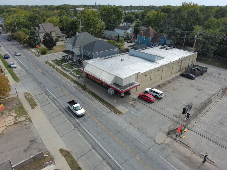 2211 E Prospect St, Indianapolis, IN for lease - Building Photo - Image 3 of 5