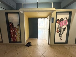 305 E 9th St, Los Angeles, CA for lease Interior Photo- Image 1 of 7