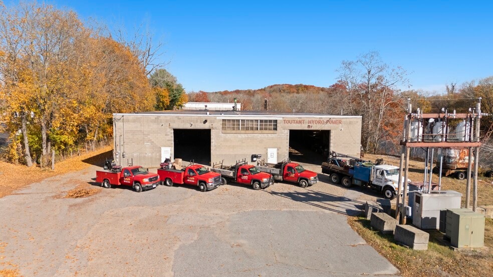 137 Providence St, Putnam, CT for sale - Primary Photo - Image 3 of 25