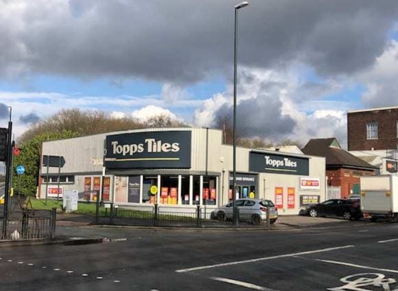 151 Oldham Rd, Manchester for sale Primary Photo- Image 1 of 1