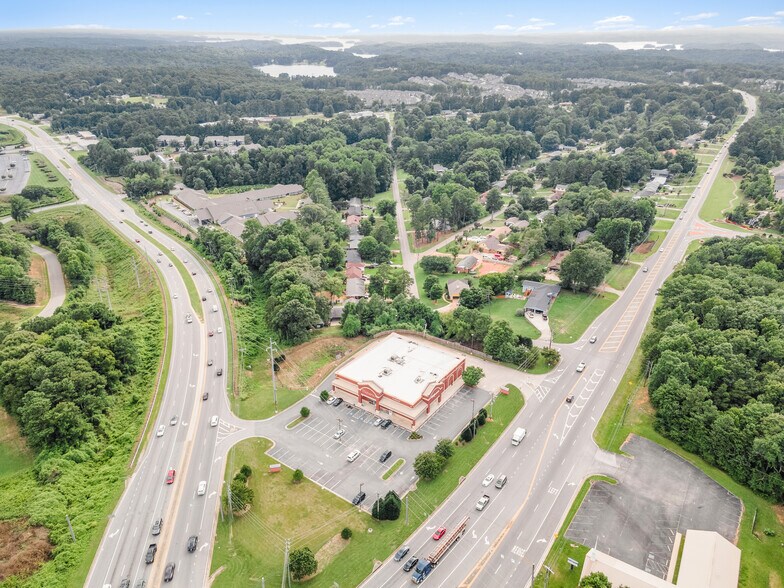 2925 Browns Bridge Rd, Gainesville, GA 30504