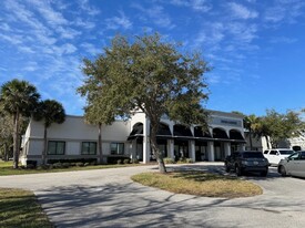 298 S Yonge St, Ormond Beach FL - Warehouse