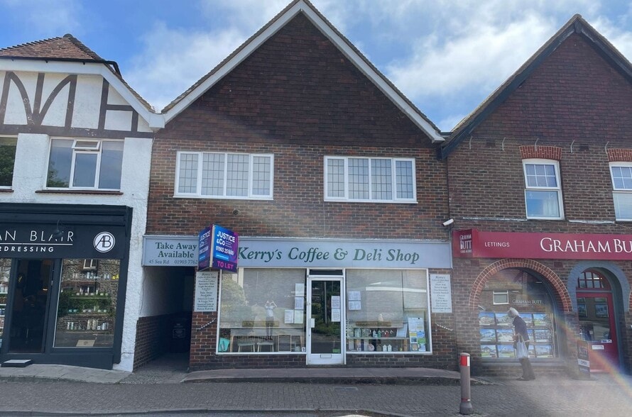 45 Sea Rd, East Preston for sale - Primary Photo - Image 1 of 1