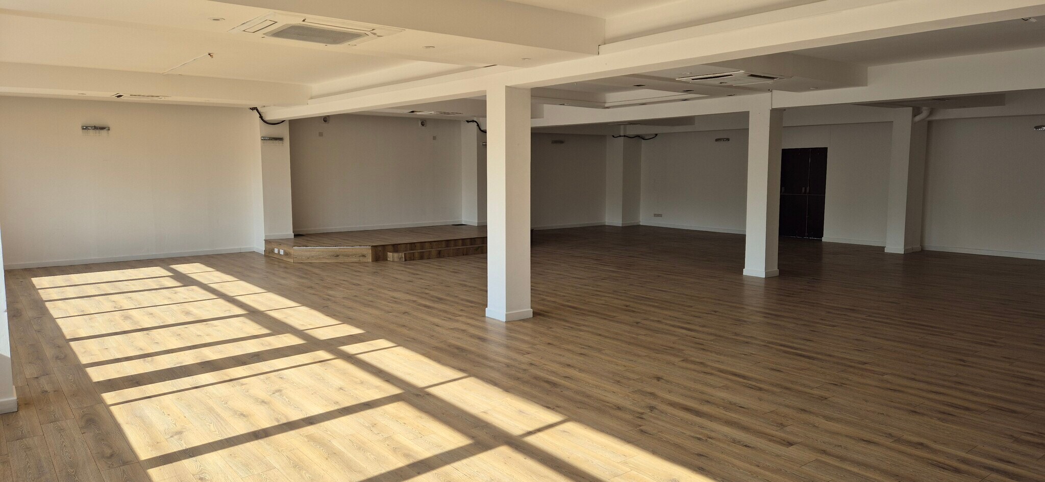 185 Park Ave, London for lease Interior Photo- Image 1 of 8