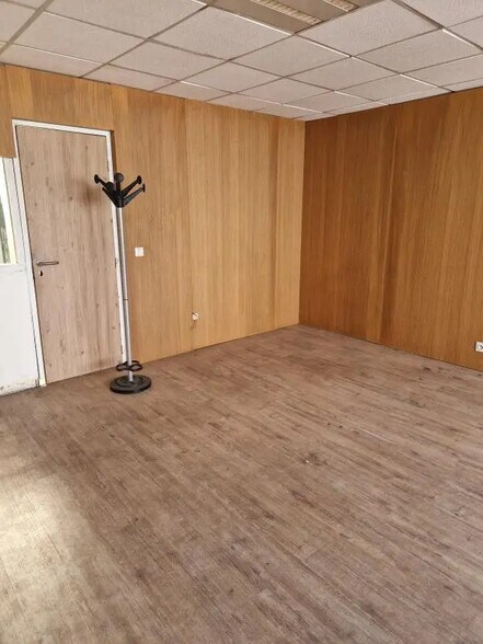 Flex in SAINT-OUEN-L'AUMONE for sale - Interior Photo - Image 3 of 6