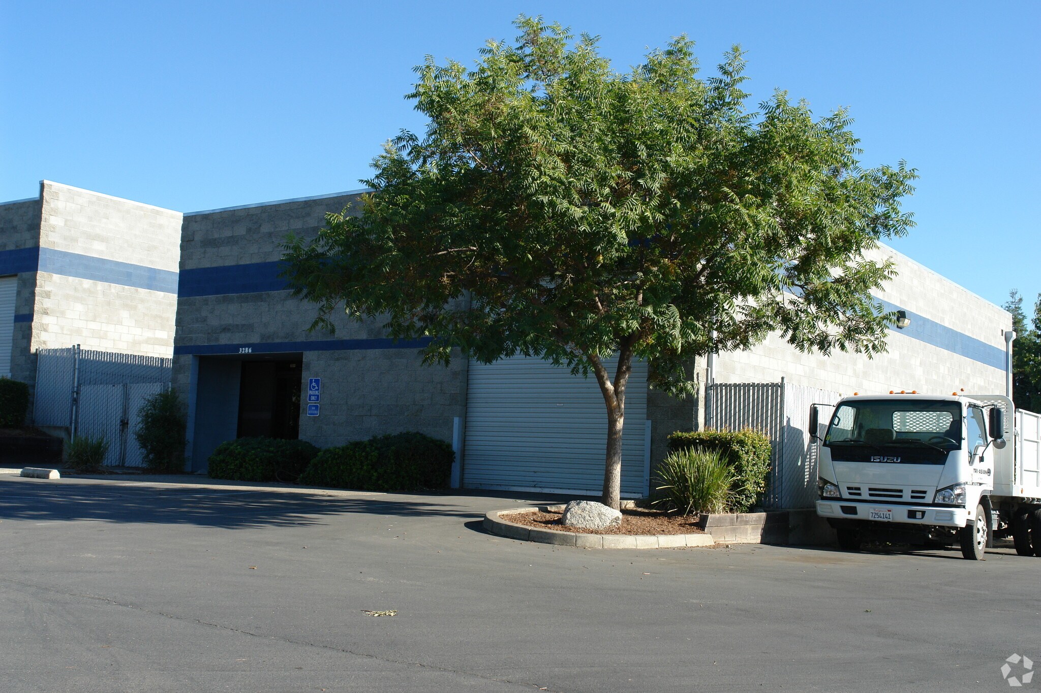 3286 Swetzer Rd, Loomis, CA for lease Primary Photo- Image 1 of 3