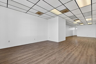 11350 66th St N, Largo, FL for lease Interior Photo- Image 2 of 5