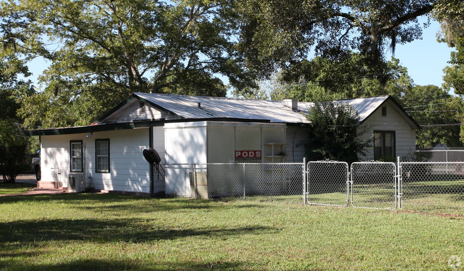 109 Chaffee Rd, Jacksonville, FL 32220