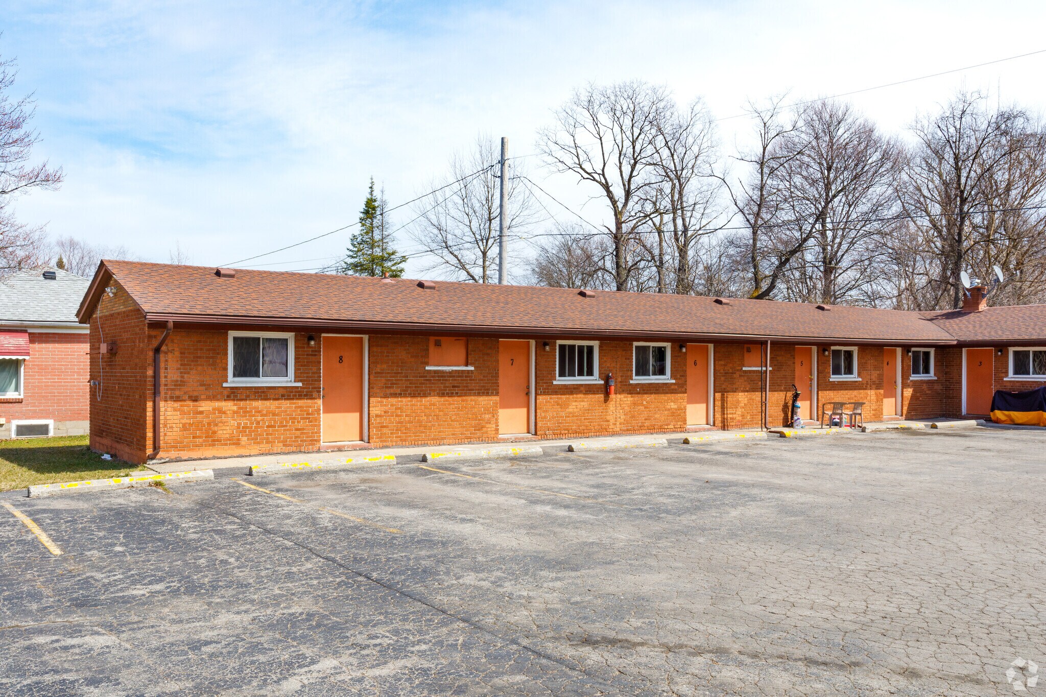 Hospitality in Brownstown, MI for sale Primary Photo- Image 1 of 1