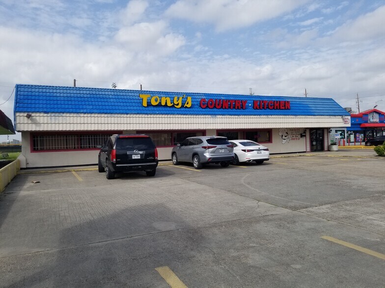 1911 Aldine Bender Rd, Houston, TX for sale - Building Photo - Image 1 of 12