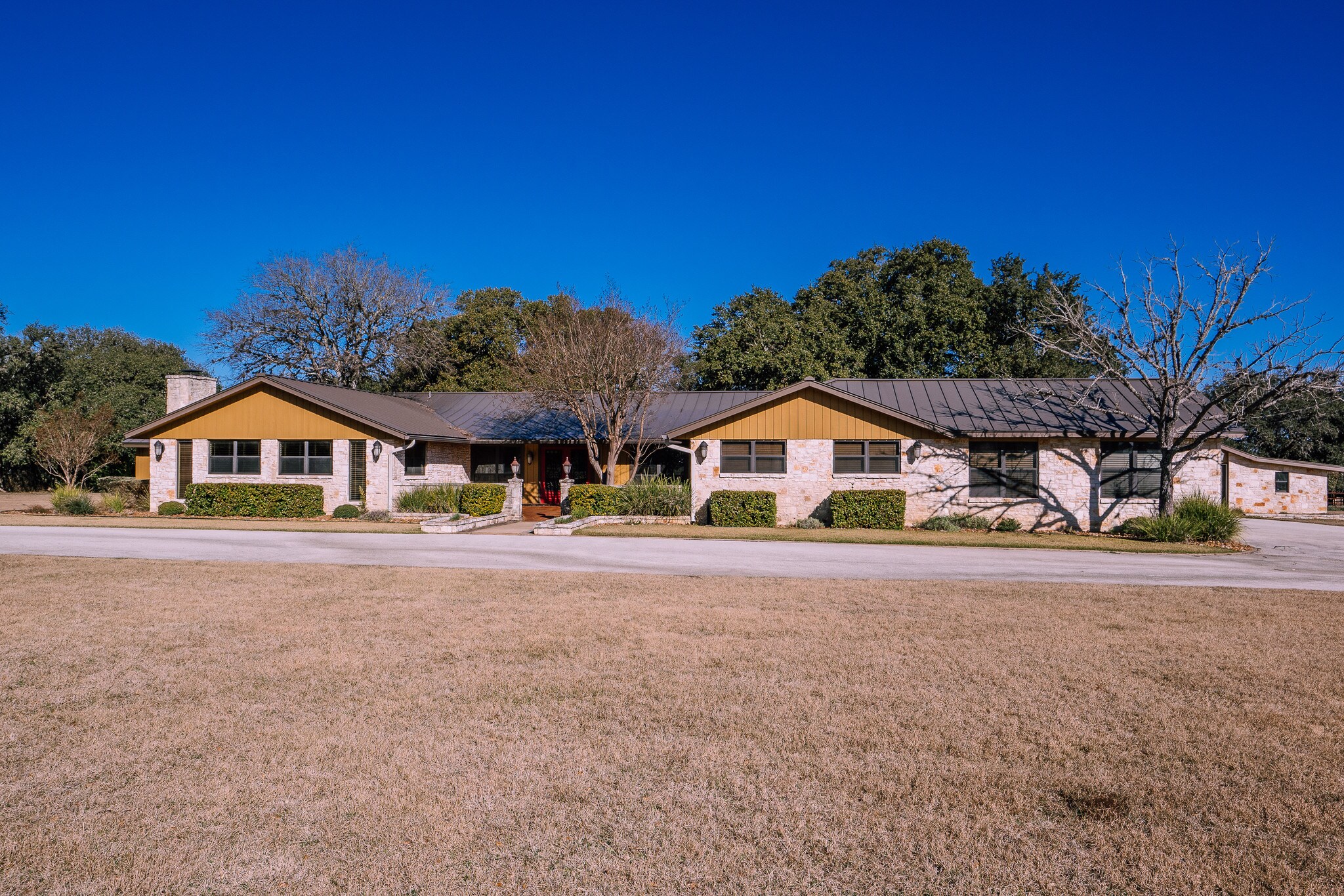 30 Cascade Caverns Rd, Boerne, TX for sale Primary Photo- Image 1 of 1