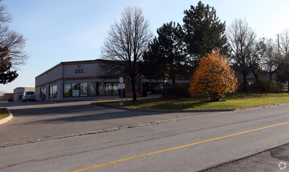 253 Summerlea Rd, Brampton, ON for sale - Building Photo - Image 1 of 4