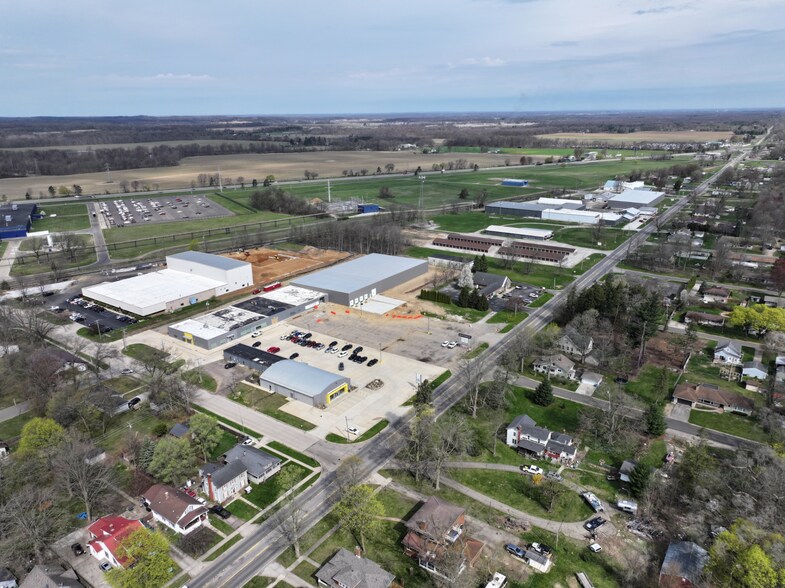 1100 N Main St, Three Rivers, MI for lease - Building Photo - Image 2 of 12