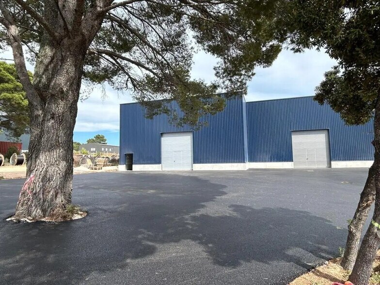 Industrial in Signes for lease - Building Photo - Image 1 of 1