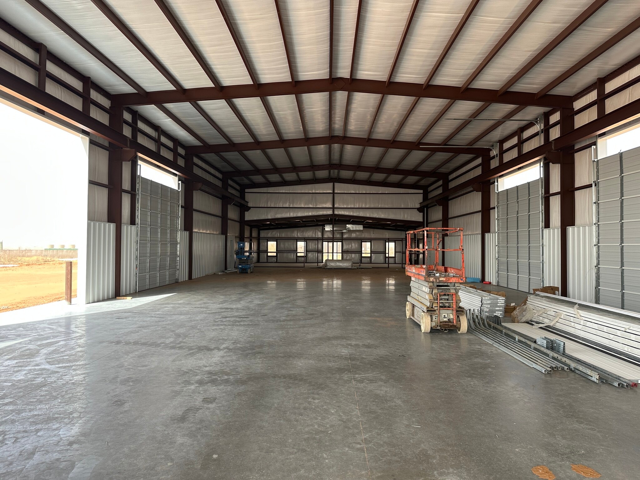 2408 E County Road 130, Midland, TX for sale Interior Photo- Image 1 of 3