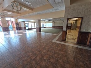 500 W Loockerman St, Dover, DE for lease Interior Photo- Image 1 of 7