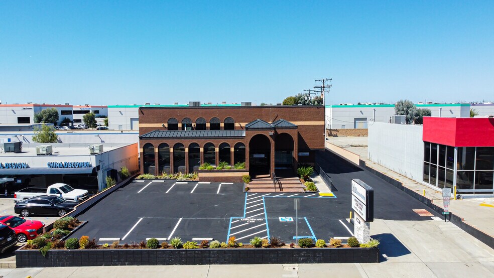 20355 Hawthorne Blvd, Torrance, CA for lease - Building Photo - Image 1 of 33