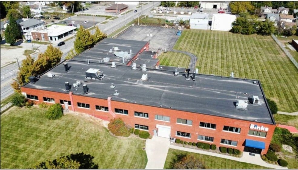 320 Phillips Ave, Toledo, OH for sale - Building Photo - Image 2 of 15