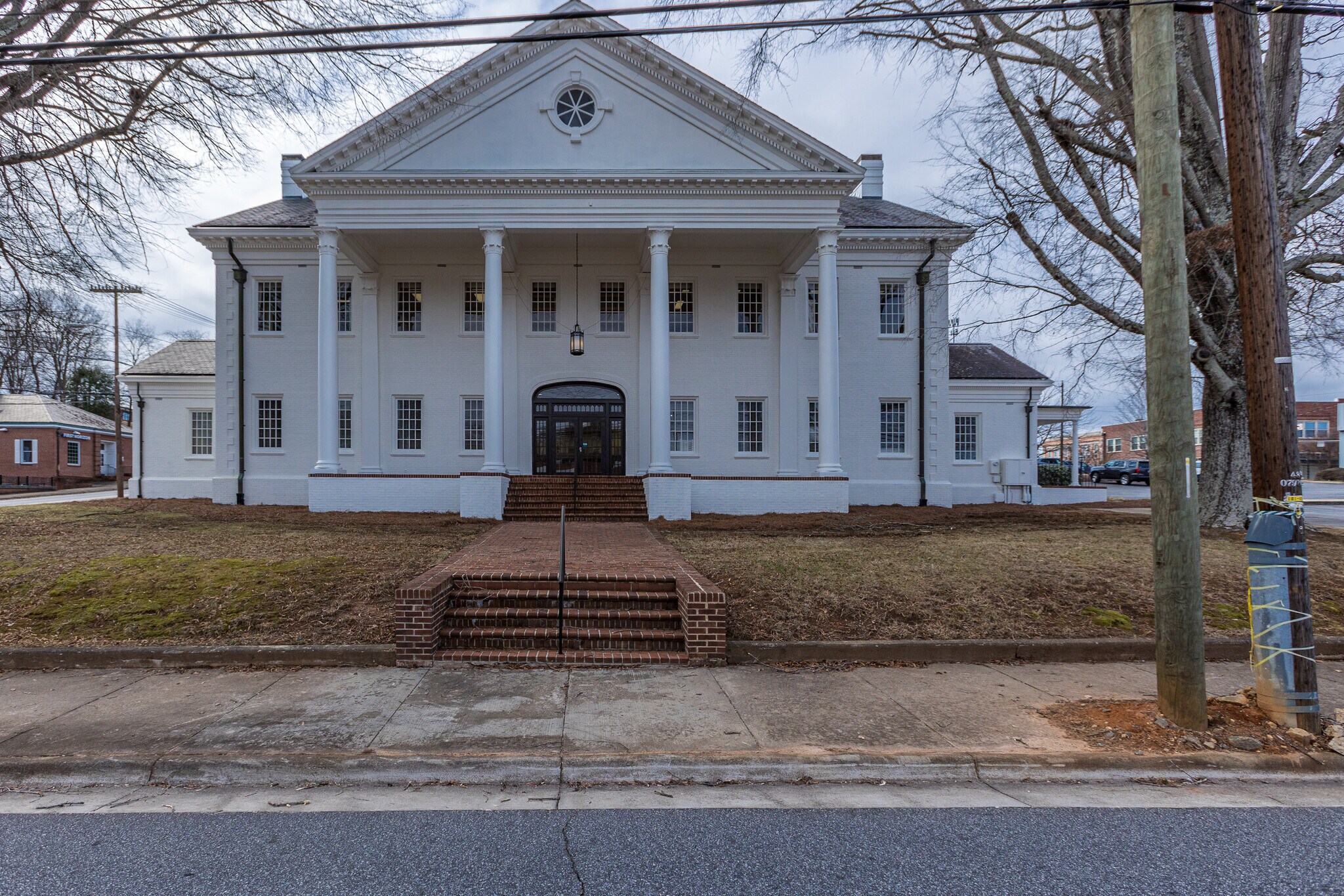 110 Mulberry St SW, Lenoir, NC for sale Building Photo- Image 1 of 1