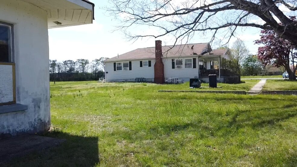 871 Corkery Ln, Williamstown, NJ for sale - Building Photo - Image 2 of 32