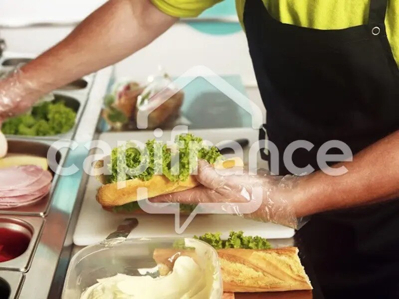 Retail in Paimpol for sale Building Photo- Image 1 of 2