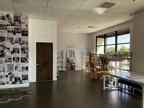 10606 Hageman Rd, Bakersfield, CA for lease Interior Photo- Image 2 of 4