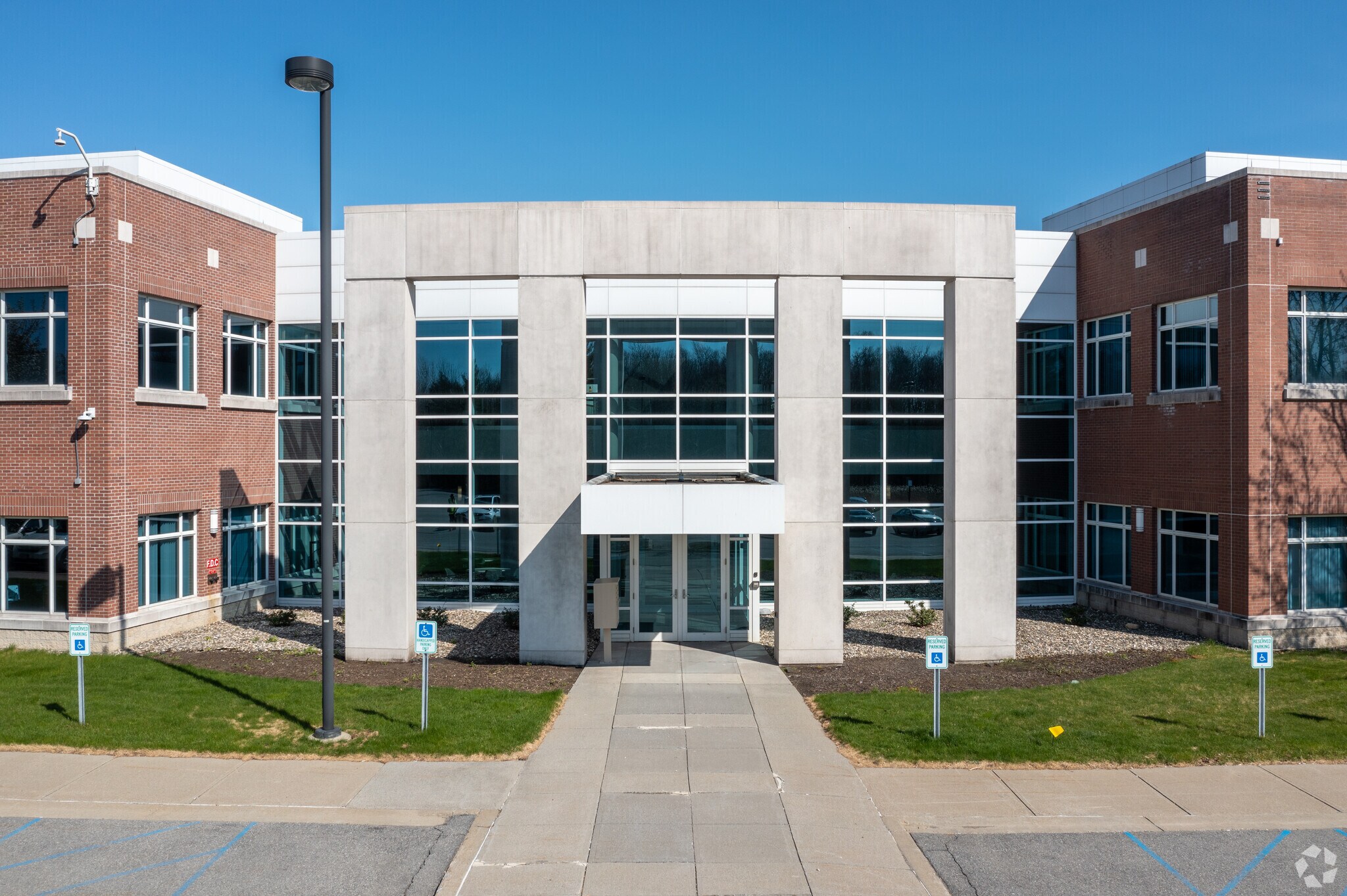 101 State Farm Pl, Ballston Spa, NY 12020