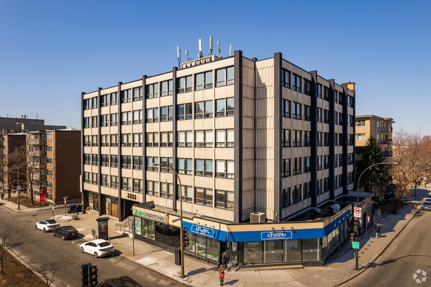 3315-3345 Ch Queen-Mary, Montréal, QC for lease - Building Photo - Image 2 of 3