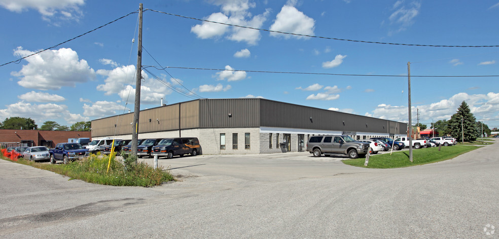 980 Alliance Rd, Pickering, ON for lease - Primary Photo - Image 1 of 2