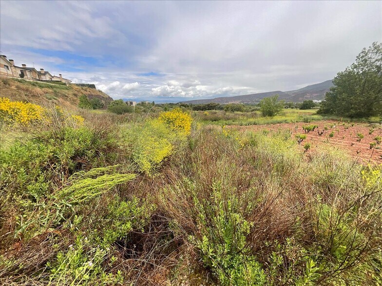 Land in Nalda for sale - Building Photo - Image 3 of 11
