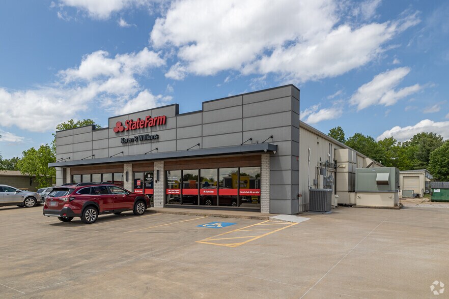 2877 W Walnut St, Rogers, AR for sale - Primary Photo - Image 1 of 1