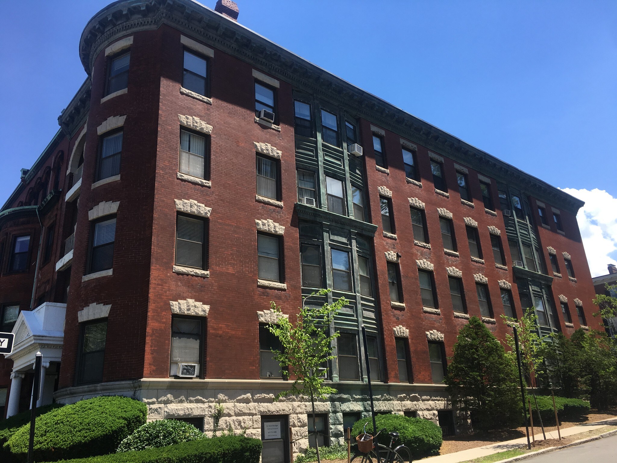 1093-1095 Beacon St, Brookline, MA for sale Primary Photo- Image 1 of 1