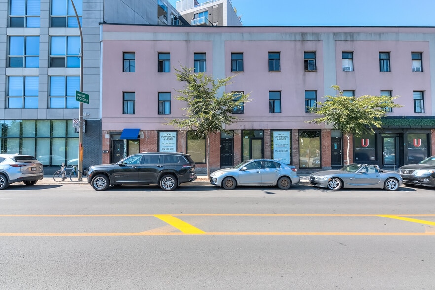 681-697 Rue De La Commune O, Montréal, QC for lease - Building Photo - Image 3 of 6