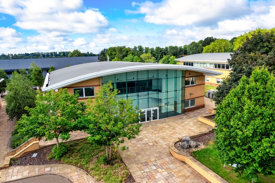 Buckingham Rd, Brackley for sale - Building Photo - Image 1 of 1