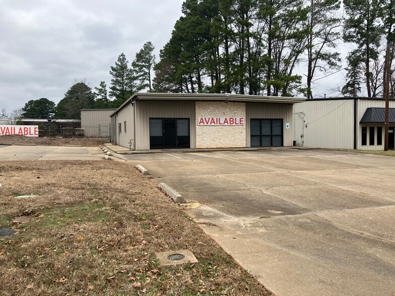 315 Enterprise St, Longview, TX for lease - Building Photo - Image 2 of 9