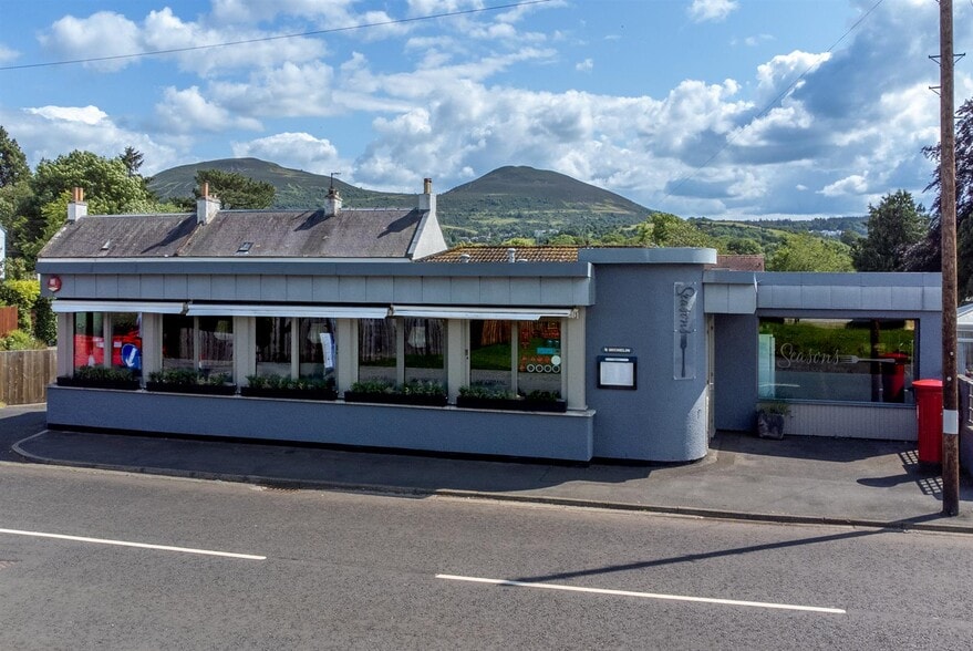 B6360, Melrose for lease - Primary Photo - Image 1 of 14