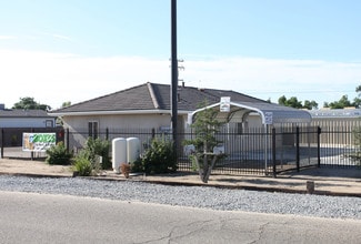 More details for 15713 Avenue 296, Visalia, CA - Specialty for Sale