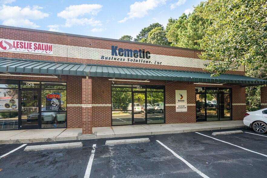 12215 Hampton Way Dr, Wake Forest, NC for sale - Building Photo - Image 1 of 1