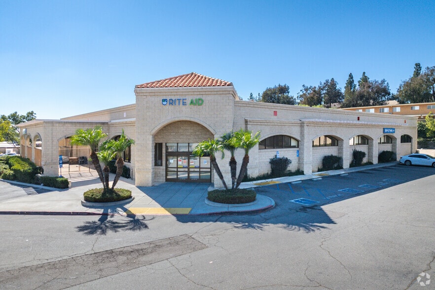 1331 S Mission Rd, Fallbrook, CA for sale - Primary Photo - Image 1 of 1